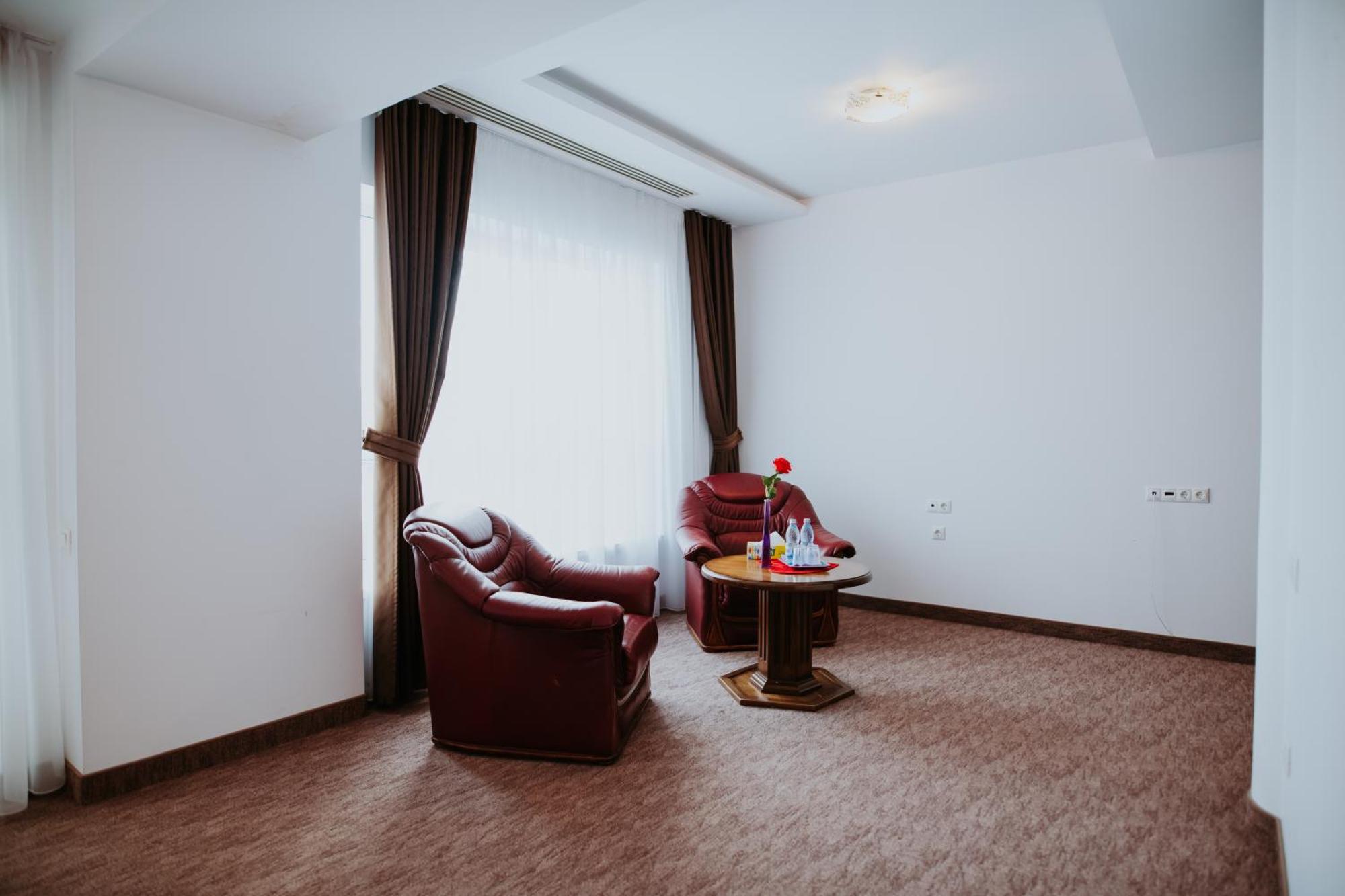 Hotel Select Sibiu Exterior foto